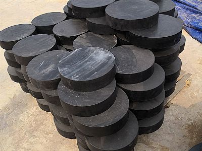 桦川县板式橡胶支座由若干层橡胶片与薄钢板经加压硫化
